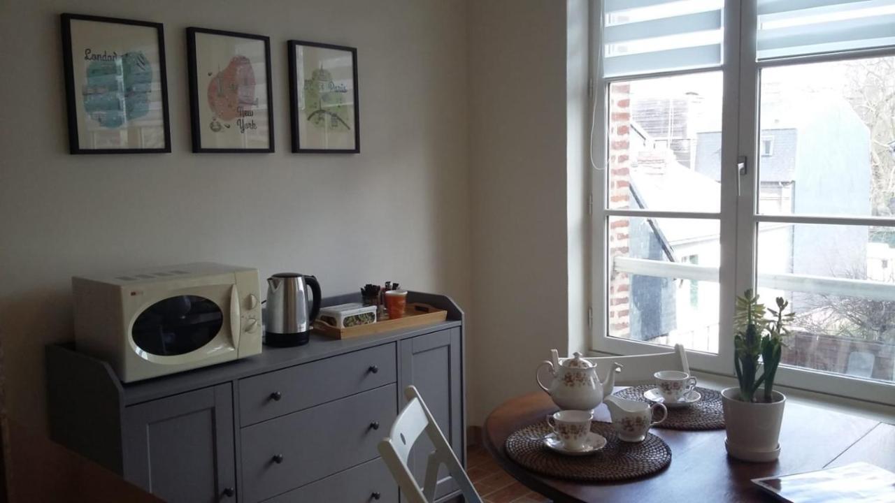 Le Petit Matelot Apartment Honfleur Exterior photo